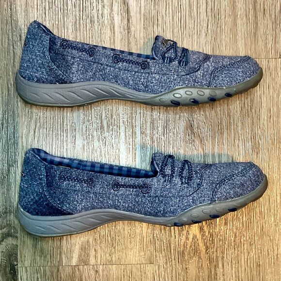 Skechers Women's Relaxed Fit Breathe-Easy Good Influence Slip-On Sneakers Sz 7.5 - Picture 4 of 7